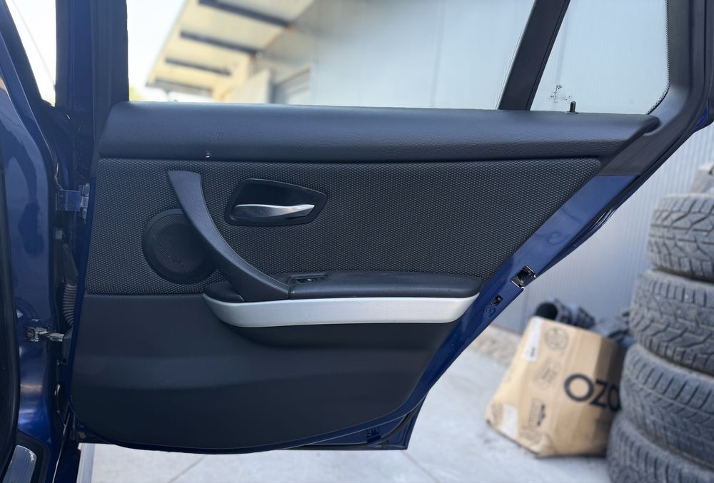 Перфектен рекаро салон за бмв Е91 (комби)