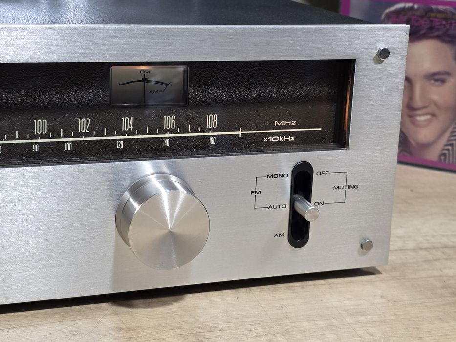 Radio tuner PIONEER TX-5300, analogic hifi stereo retro , argintiu , scala sticla iluminata 3d, made in Japan