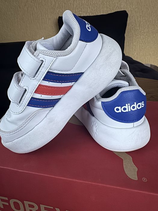 децки маратонки адидас