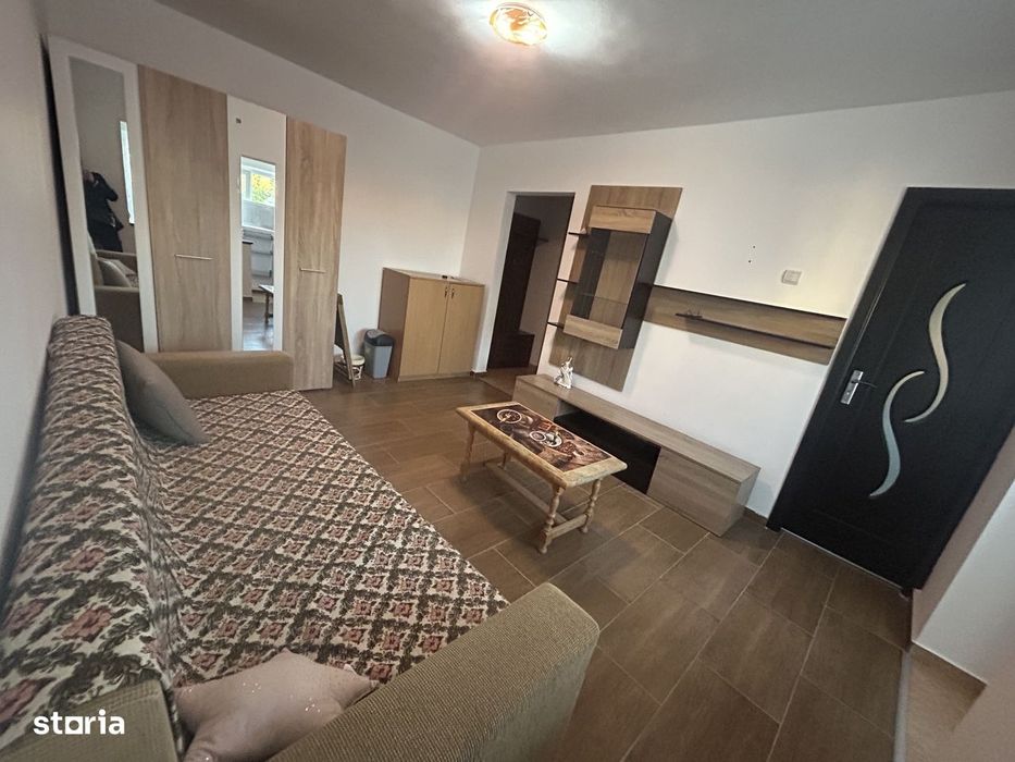 Mircea cel Bătrân -Gh. Lazăr -1 cameră,Mobilat,250 euro.Negociabil