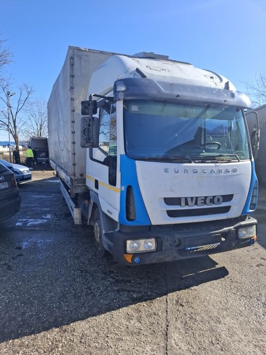 Vand Iveco Eurocargo pentru desmembrat
