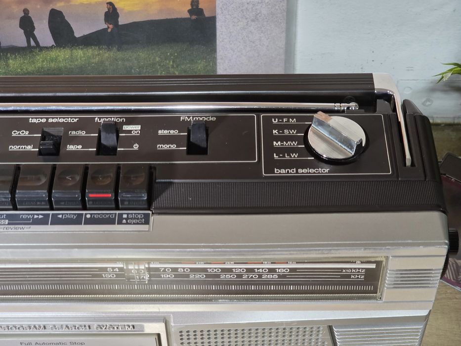 Boombox SHARP GF-6060, radio casetofon retro, servisat.made in Japan