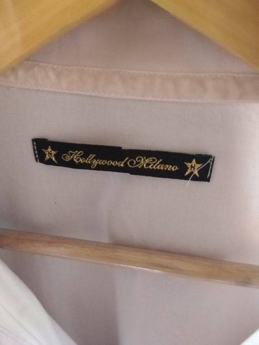 Фирмена ежедневна риза купена от Италия. Бледо розов цвят.