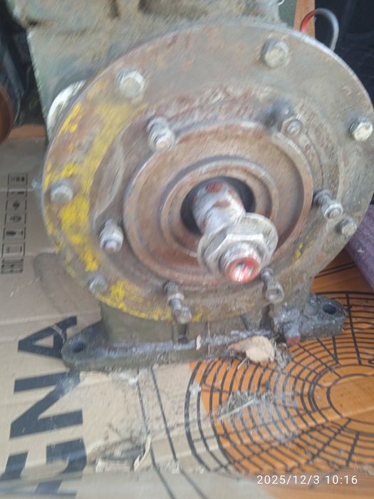 Бензиновый двигатель ссср 1983год