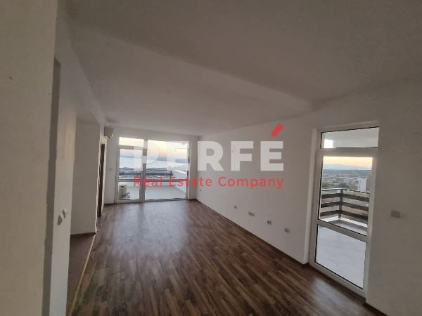 Продава се Тристаен апартамент в Свети Влас - 88 кв.м за 1000 €/кв.м - Снимка #3