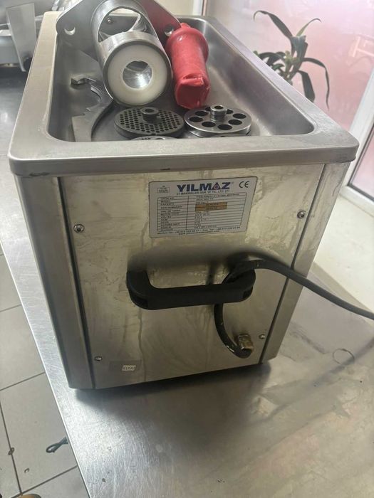 Промышленная мясорубка