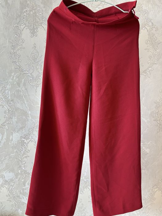 Продам платья и брюки