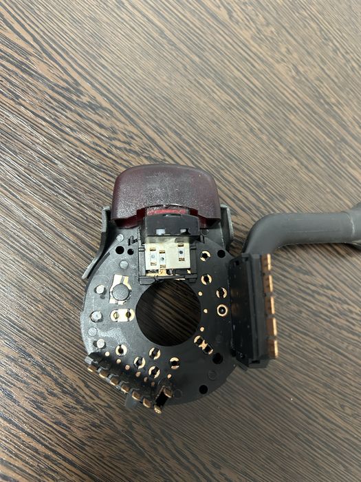 Продам гитару левую на гольф 3