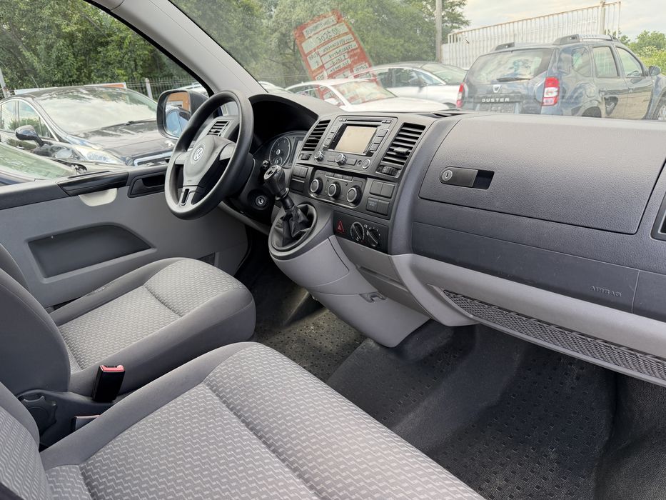 Volkswagen Transporter T5 2010 2.0TDi Euro 5 8+1 Locuri
