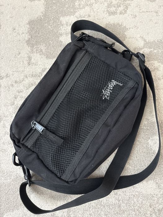 Барсетка от Stussy