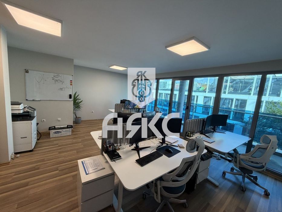 Продава се Четиристаен апартамент в София, Хиподрума - 168 кв.м за 2703 €/кв.м - Снимка #1