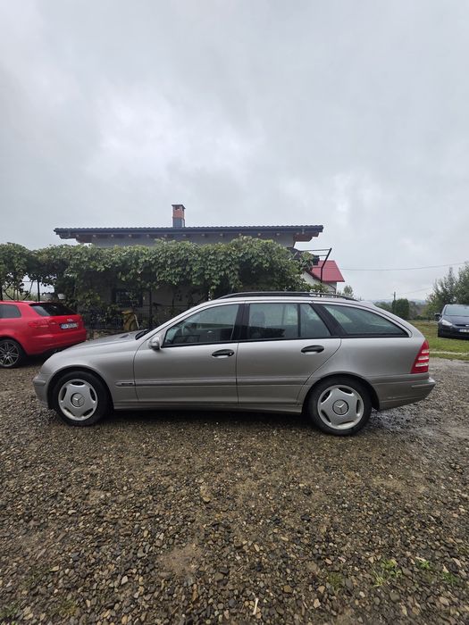 Schimb Mercedes c 220  automat