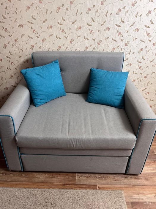 Продам подростковый диван