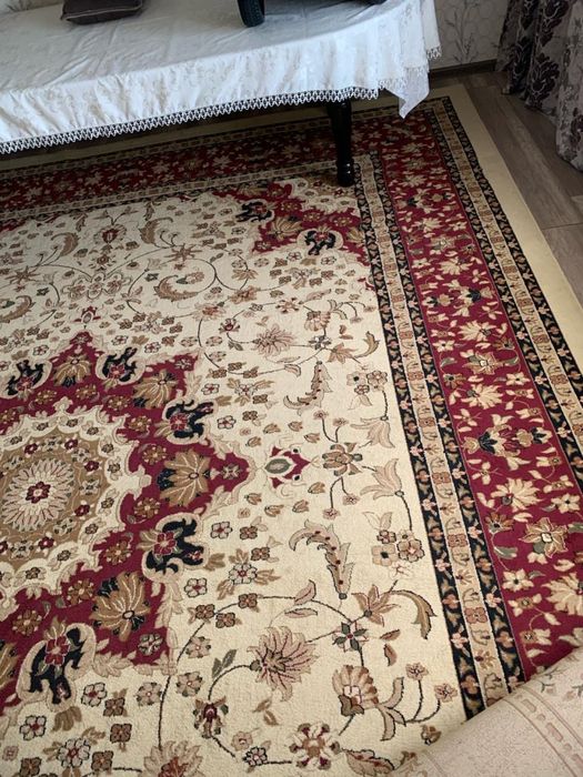 Ковер шерстянной