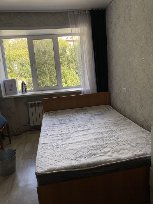 Продам двуспальную кровать