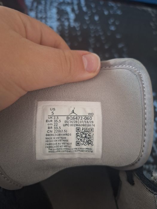 Jordan 1 Mid originali