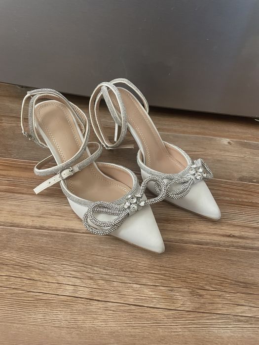 Туфли белые размер 36