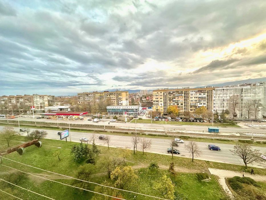 Продава се Двустаен апартамент в София, Сухата река - 40 кв.м за 1734 €/кв.м - Снимка #1