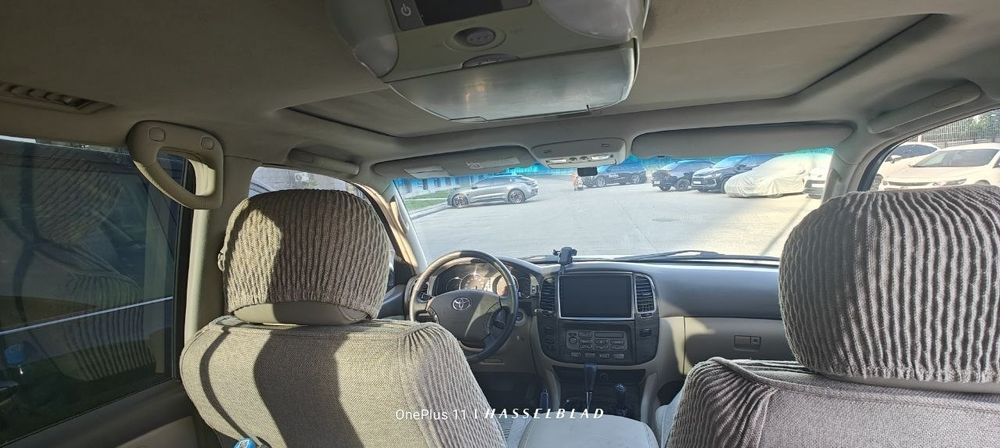 Toyota Landcrusier