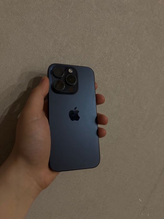 Продам iPhone 15 Pro 128 ГБ, цвет Blue Titanium.