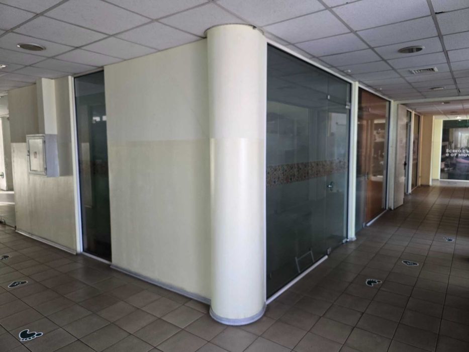 Дава се под наем Офис в София, Люлин 7 - 15 кв.м за 193.8 € - Снимка #1