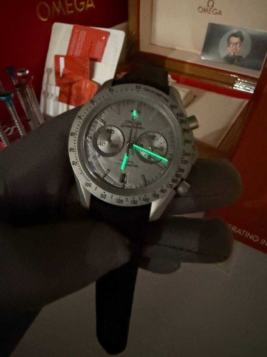 Omega speedmaster grey