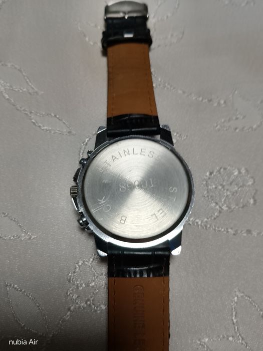 Часовник  Emporio armani