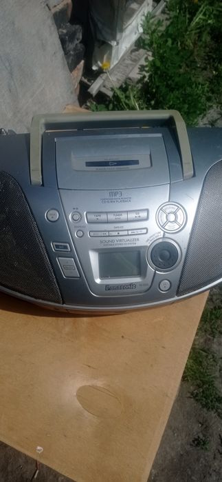 Кассетный магнитофон из 90 PANASONIC