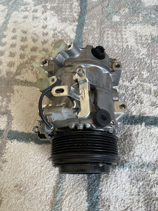 Компрессор кондиционера Lexus IS250 / GS300 / GS350