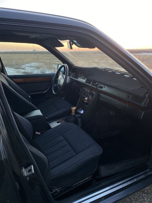 Mersedes e220 w124 mkpp5 m111