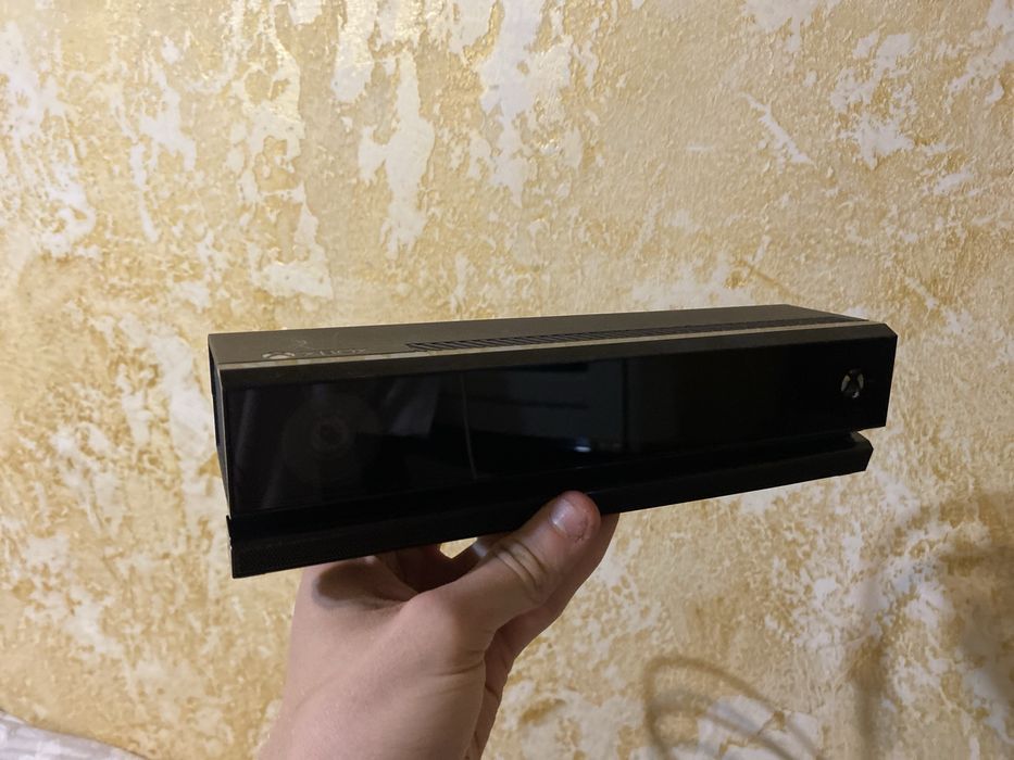 XBox one 500GB с киннектом