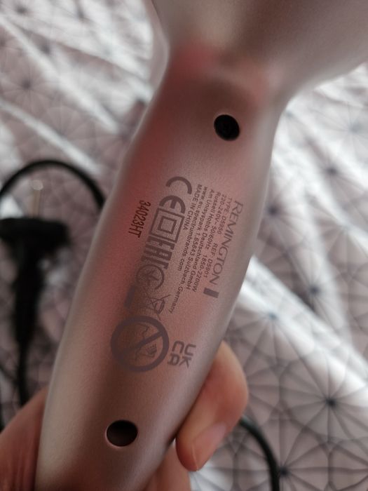 Сешоар REMINGTON  D5901 Coconut Smooth