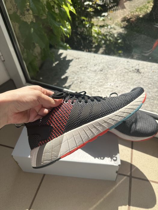Adidasi Adidas in conditie excelenta