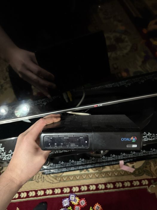 Продается Телевизор  LG