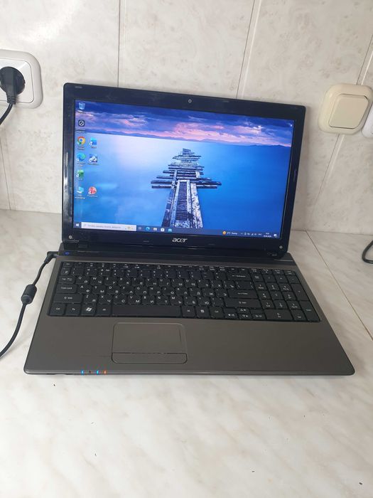 Отличный ноутбук Core i5 .