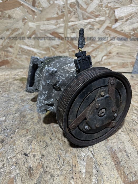 Compresor AC/clima Qashqai/ Megane 2 1.5 dci cod: 01140543/ 8200600110