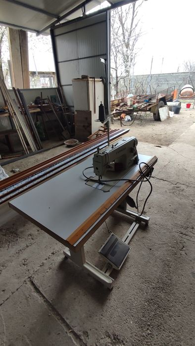 Mașina de cusut Typical