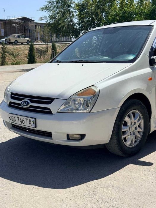 KIA Caarnival 2009