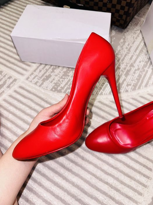 Туфли, надевала 2 раза, как новые