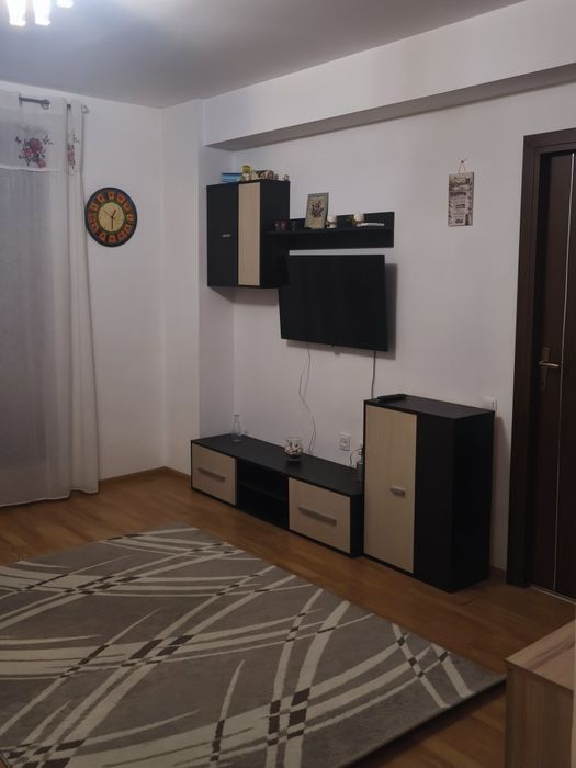 Închiriez apartament 2 camere Dimitrie Leonida