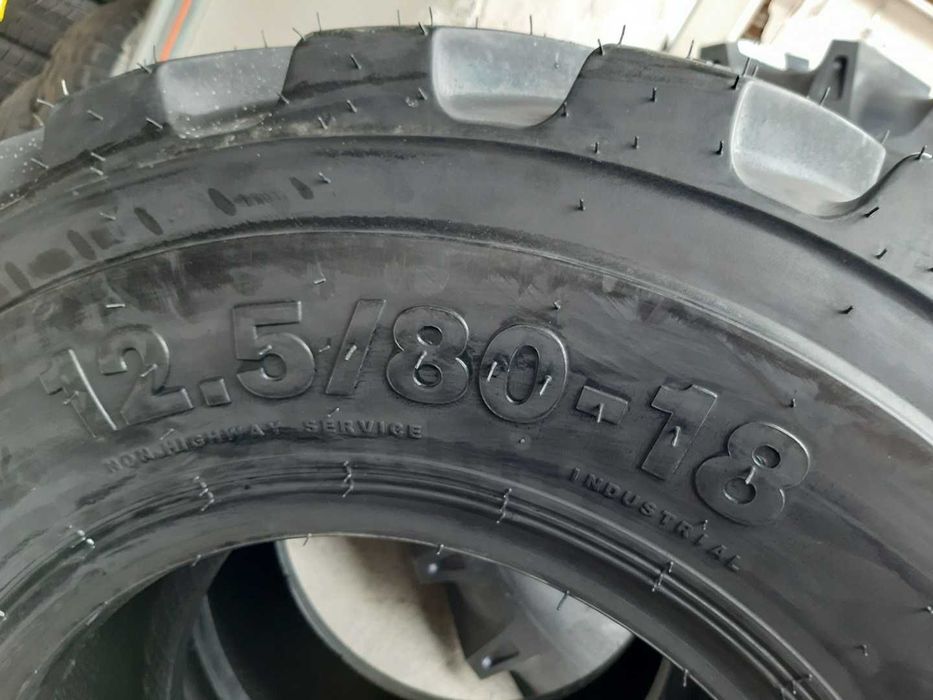 Anvelope industriale cu 14pr 12.5/80-18 Cauciucuri Caterpilar JCB