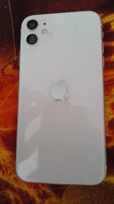 Продам IPhone 11