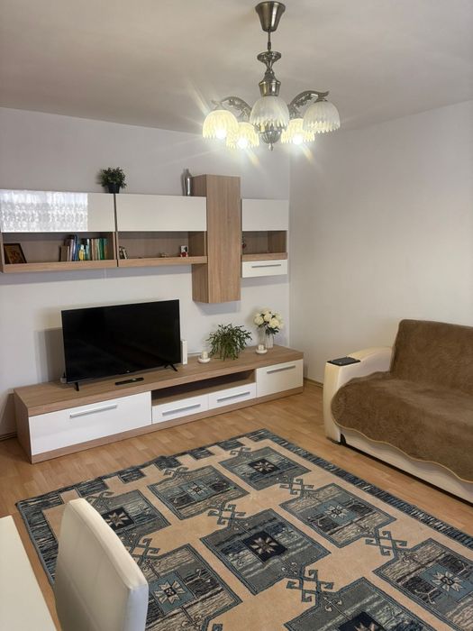 Închiriez apartament regim hotelier