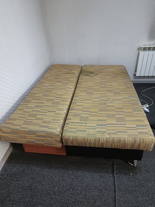 Кушетка б/у, недорого