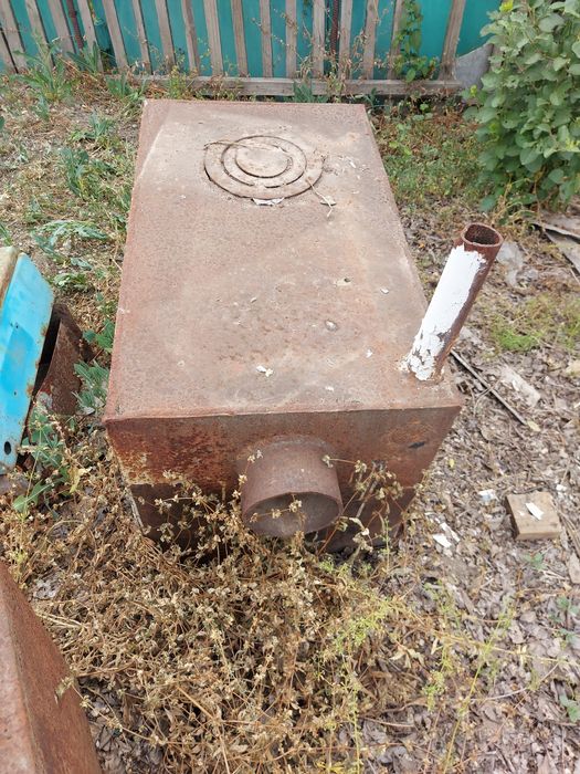 Печка  газовая и на дровах