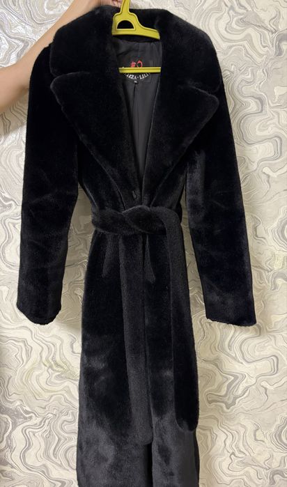 Продам шубу эко-мех