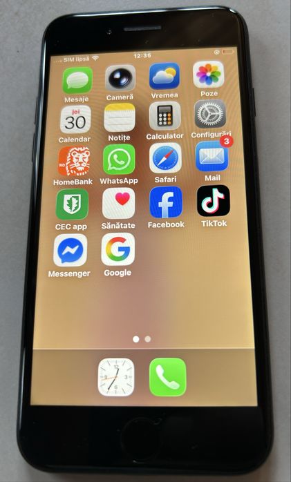 Vand iPhone SE-impecabil