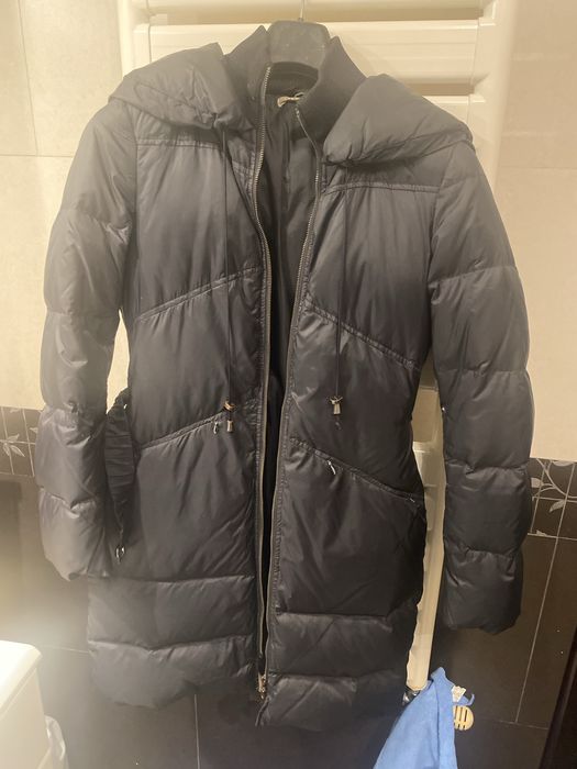 Vind geaca dama firma Stefanel umpluta cu puf de gasca