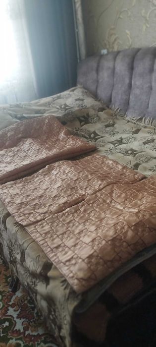 Продам покрывало для кровати