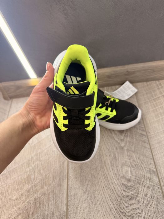 Нови детски маратонки Adidas